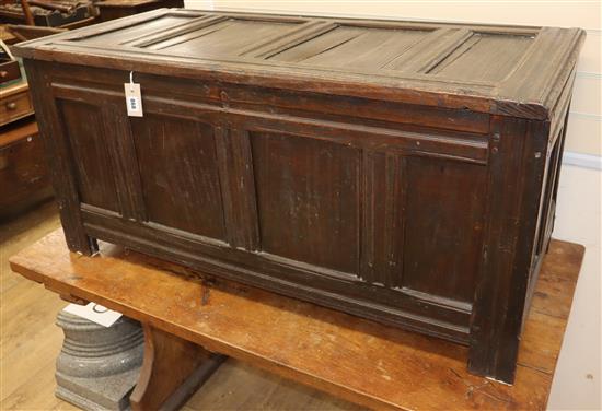 A 17th century panelled oak coffer W.118cm